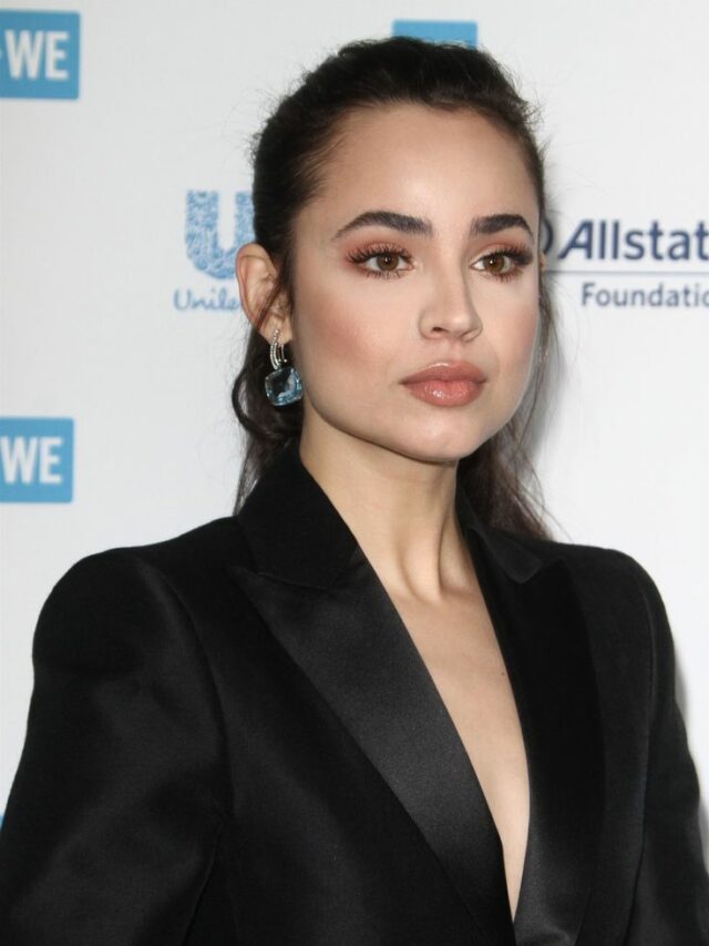 Steamy Netflix Romance: Bridgerton Star Joins Sofia Carson!